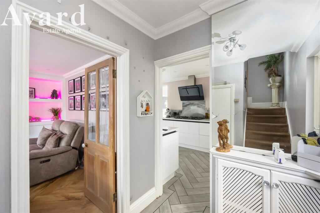 Millcross Road, 17-013.JPG