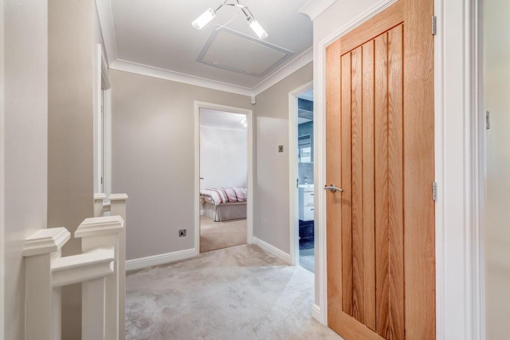 25CharltonHillRise(Interior)-24.jpg