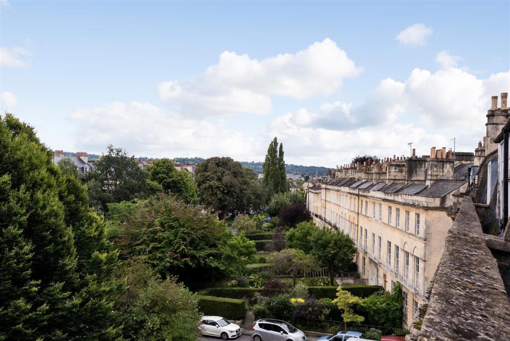4 Beaufort East, Bath, BA1 6QF-9.jpg