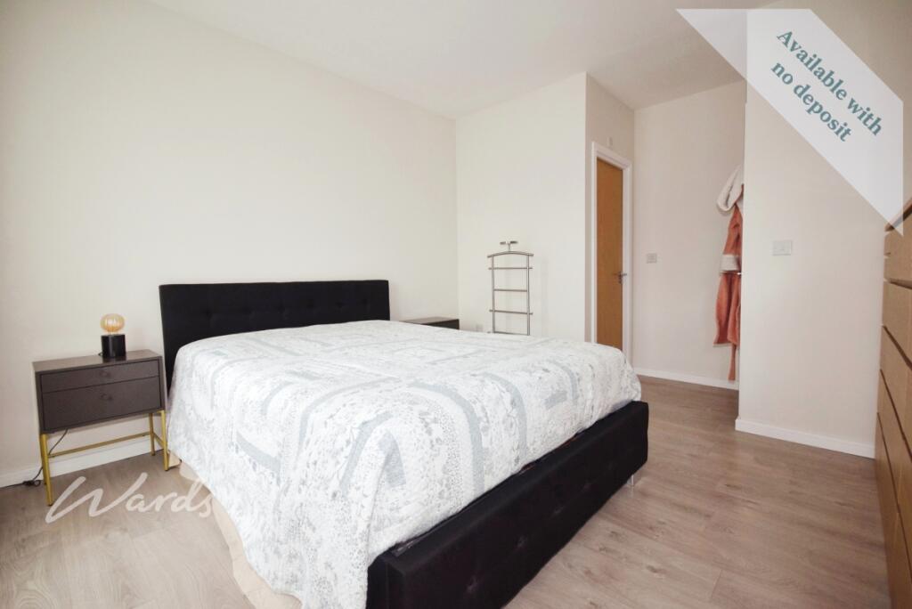 8fd95d4c-Bedroom ...