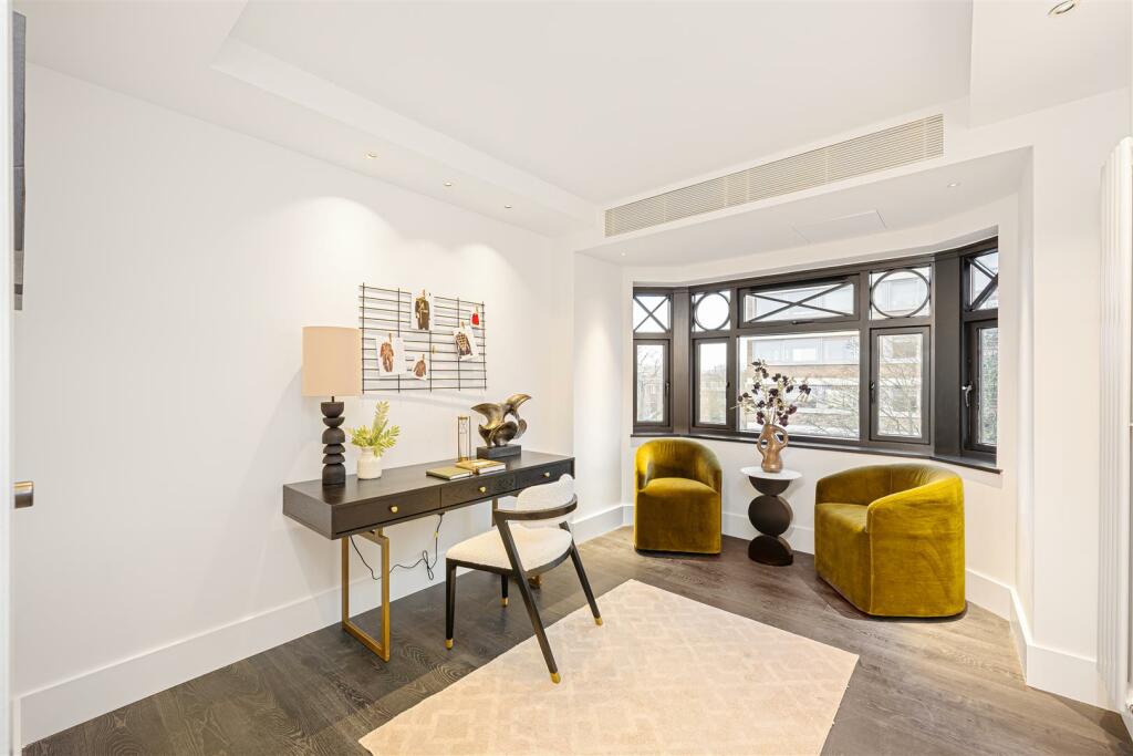 Flat 21 Parkwood Point Hi-15.jpg