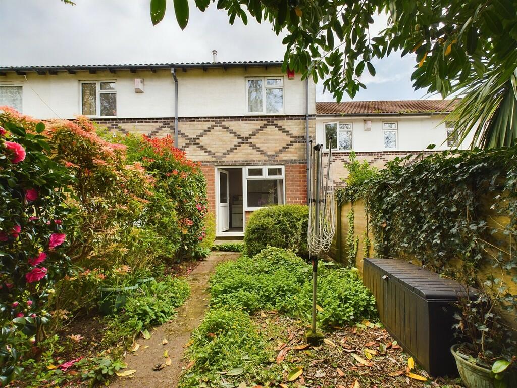 CAM02091G0-PR0174...