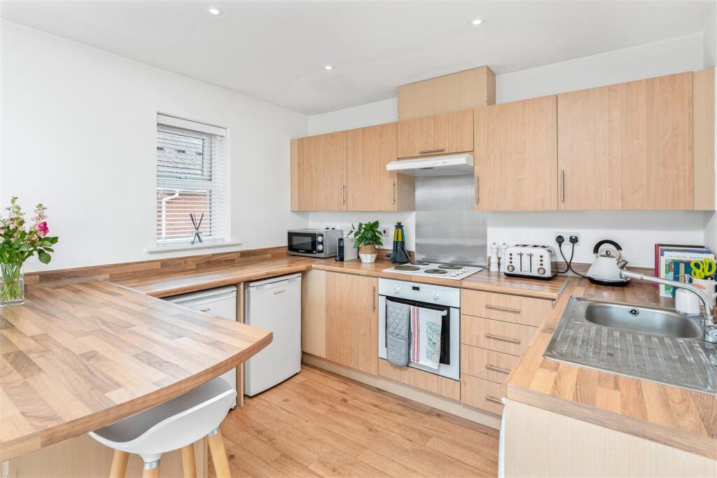 54 Verney Road, Banbury-10.jpg