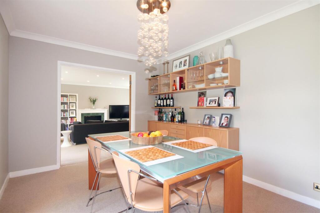 Dining_Roomdp_dp_9950187.jpg