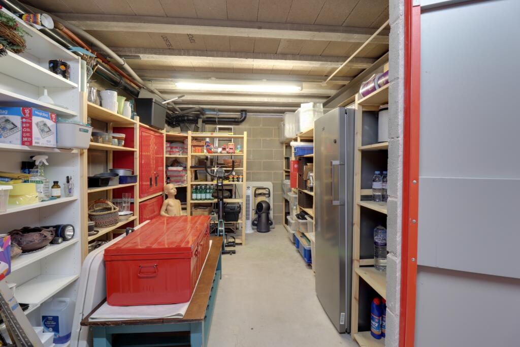 Storage locker 2