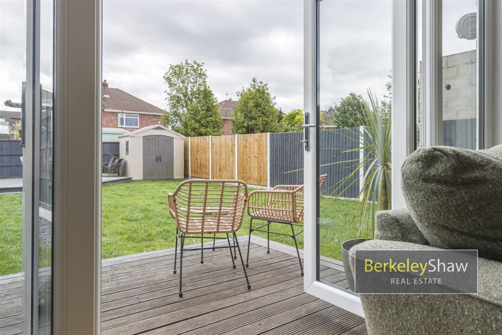 Thornfield Road Thornton L23