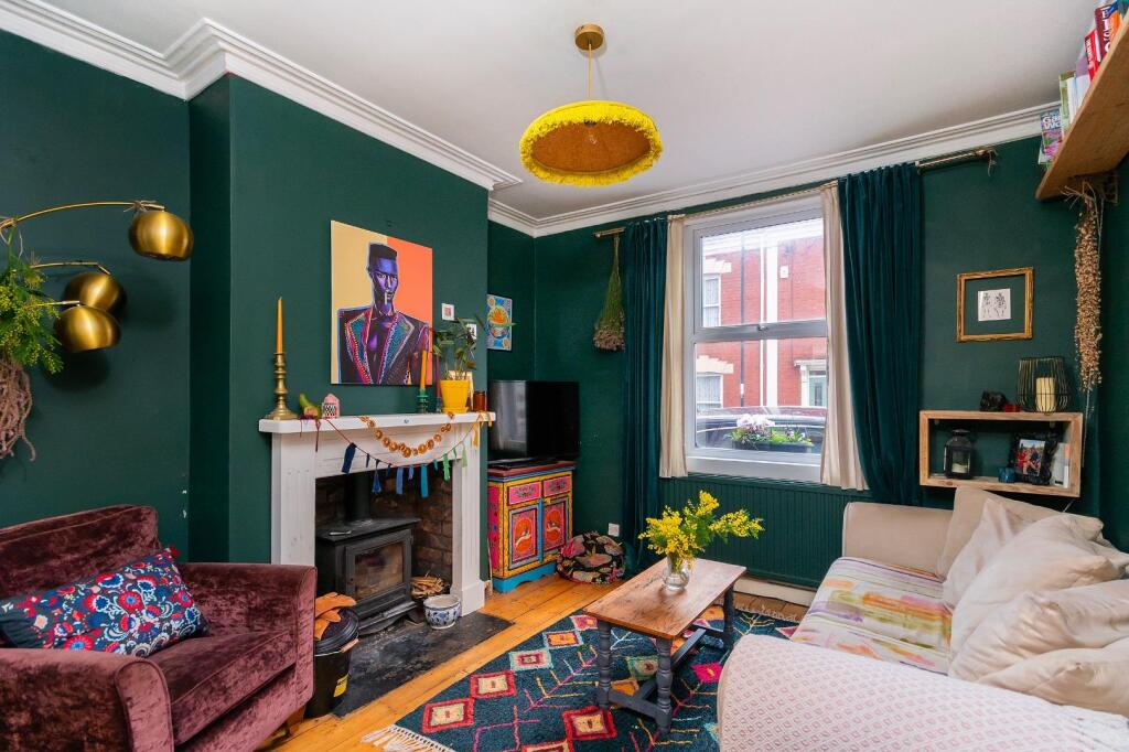 3B9SRD - Living Room C.jpg