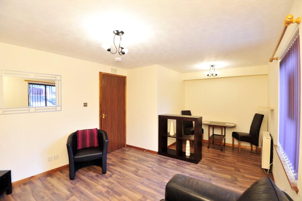 Dining Lounge