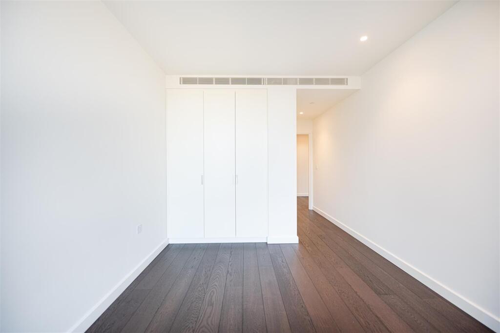 Bedroom One      .jpg