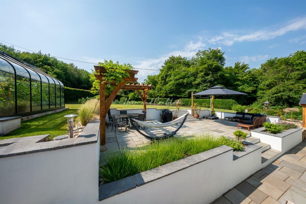 Rhiwbina Hill, Cardiff, HernCrabtree (59).jpg