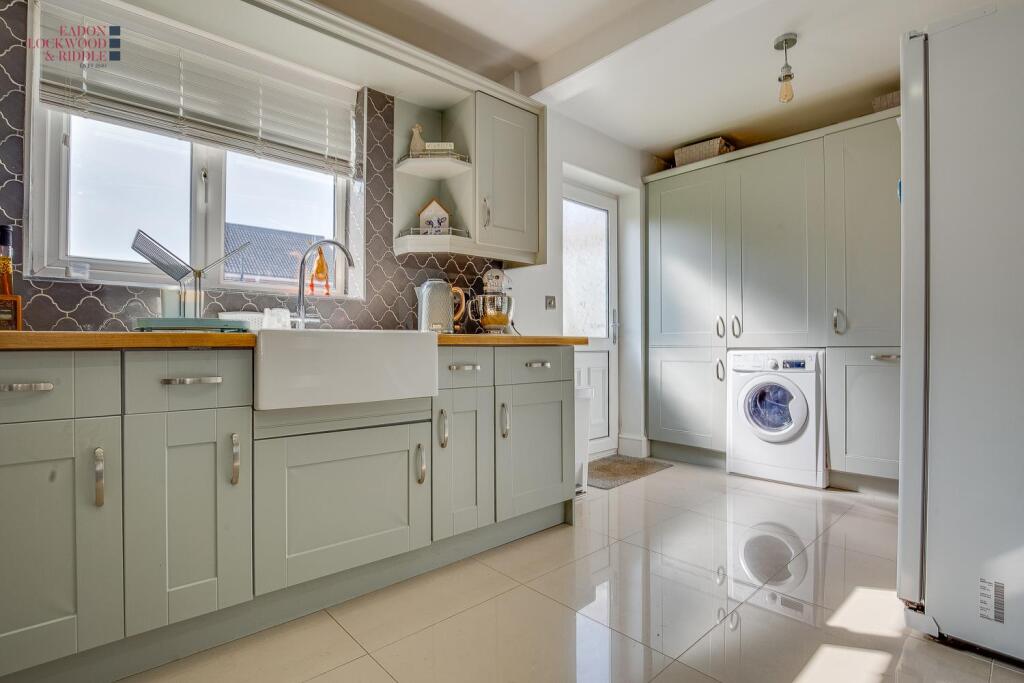 Kitchen / Utility