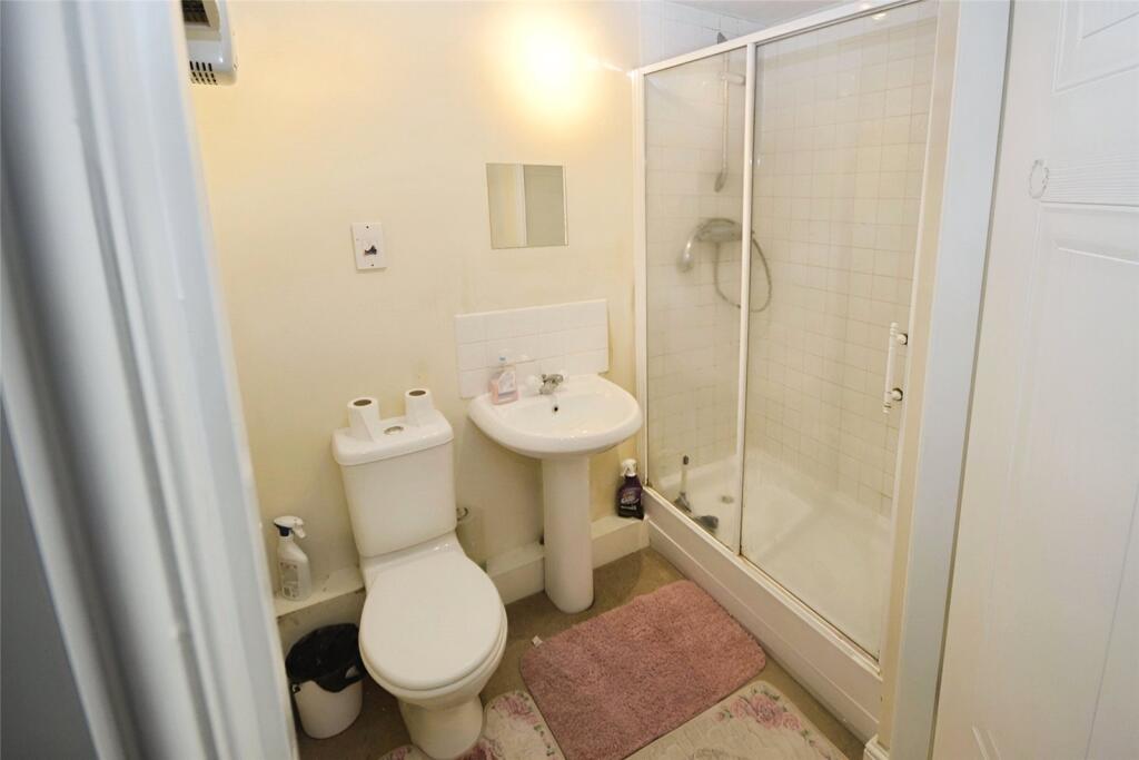En Suite Shower Room