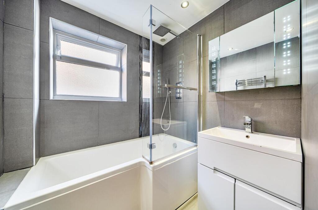 Davidson Frost-Wellings, DFW, Gressenham Court, St
