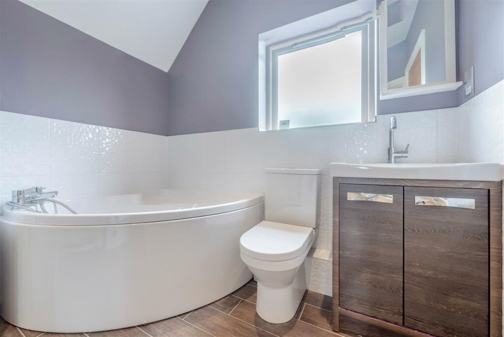 8608074-interior33.jpg