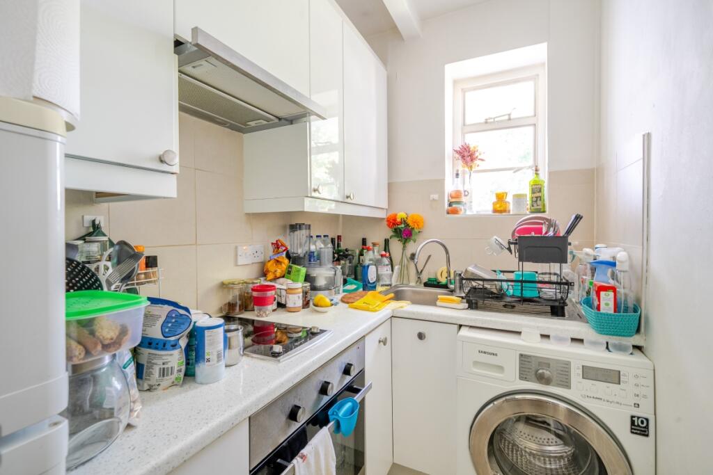 1330004-9-6883413...