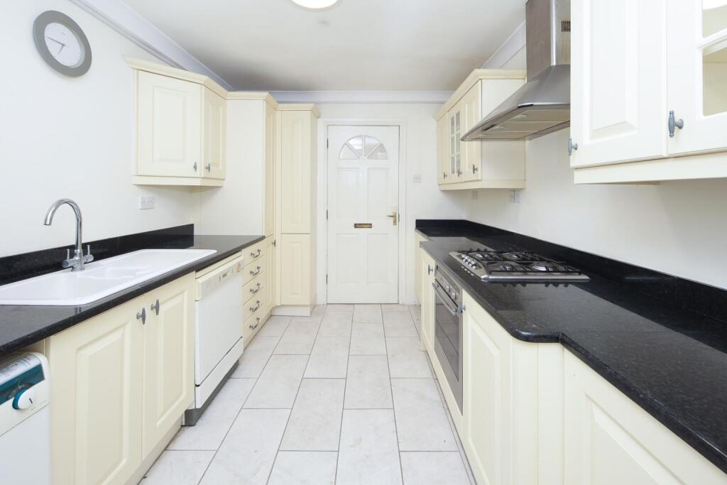 Flat 1 at 10-12 Portland Place CV32-2.jpg