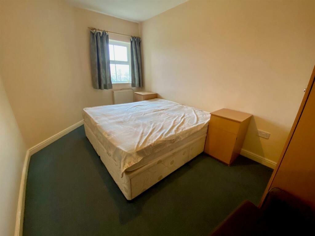autumn heights 29 bed.jpg