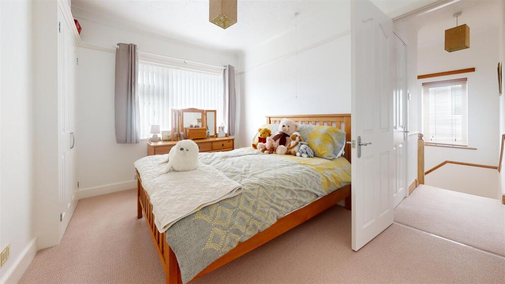 Bedroom (44).jpg