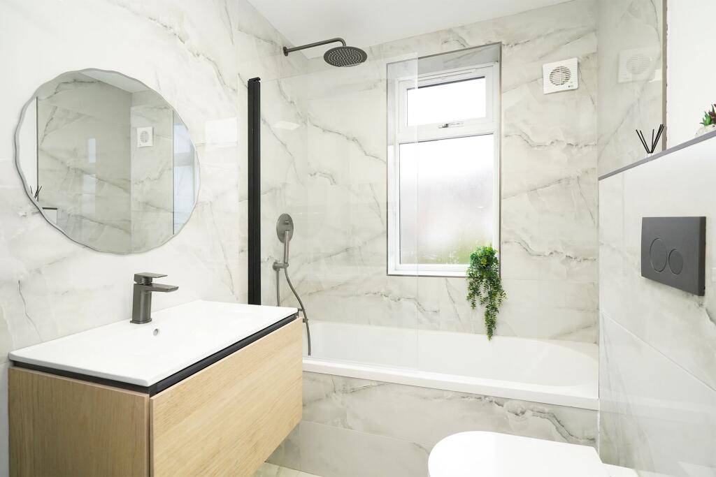 Woodseats Road, Sheffield, S8