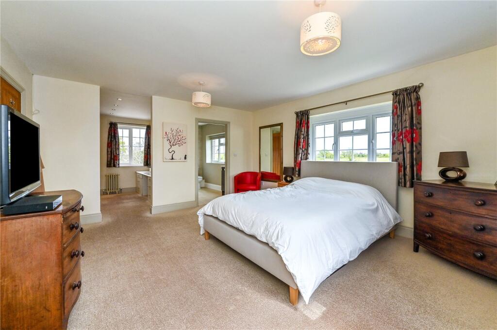 Main Bedroom