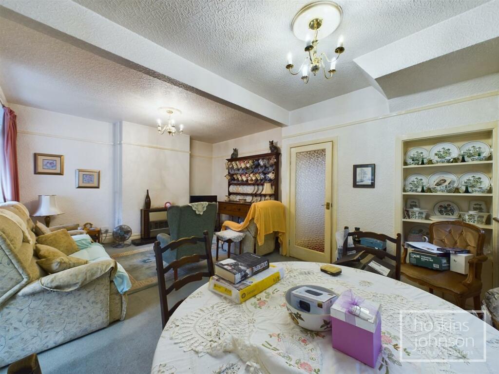 Living/Dining Room