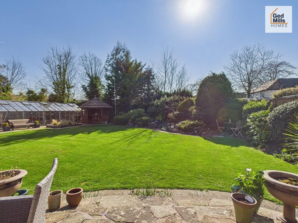 CAM04261G0-PR0034...