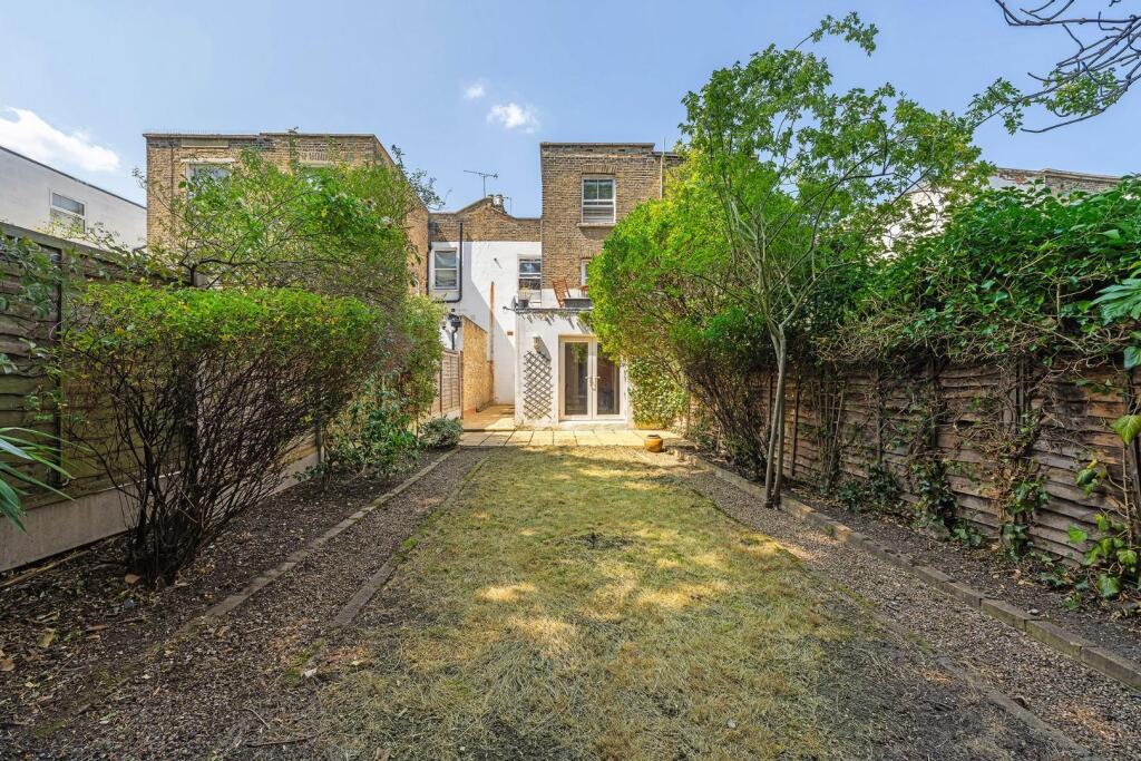 Garden (2).JPG