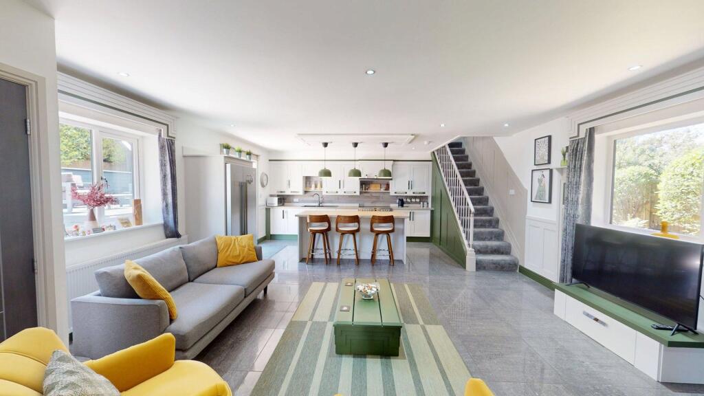 Kitchen / Family Room