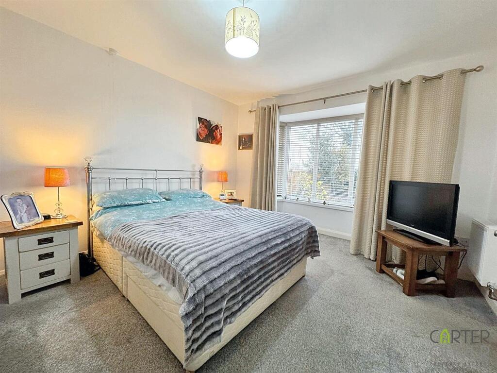BEDROOM 1A