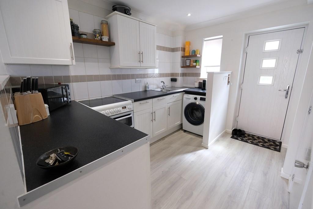 OPEN PLAN ROOM