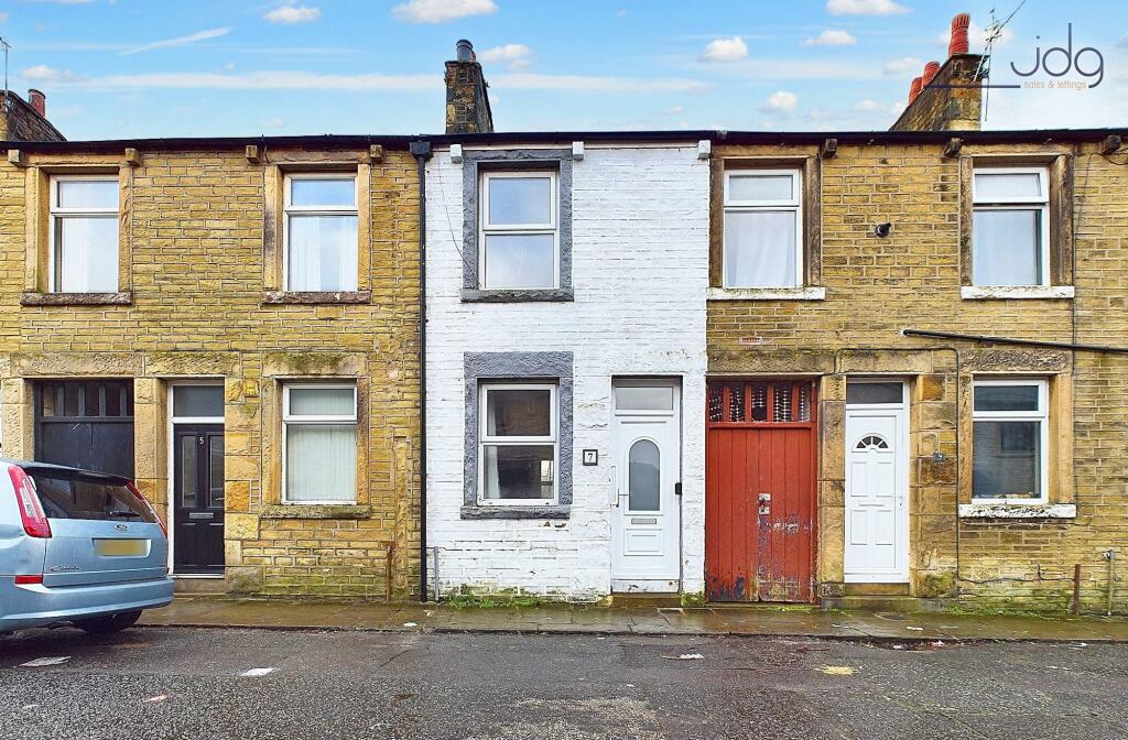 Welcome to Pinfold Lane