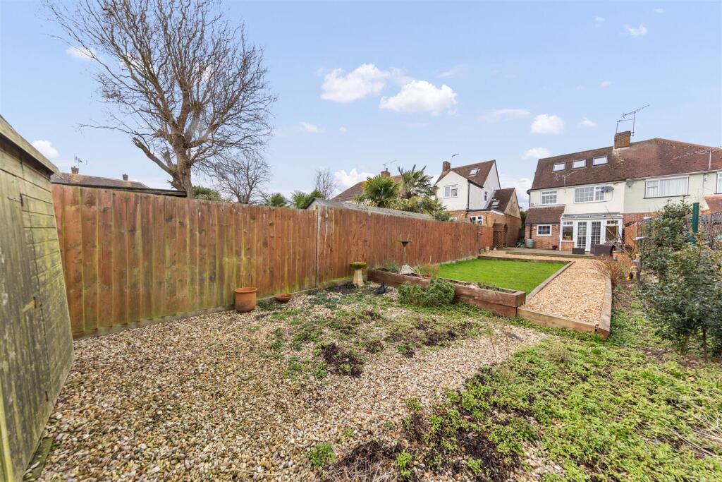 31NewtonRd06.jpg