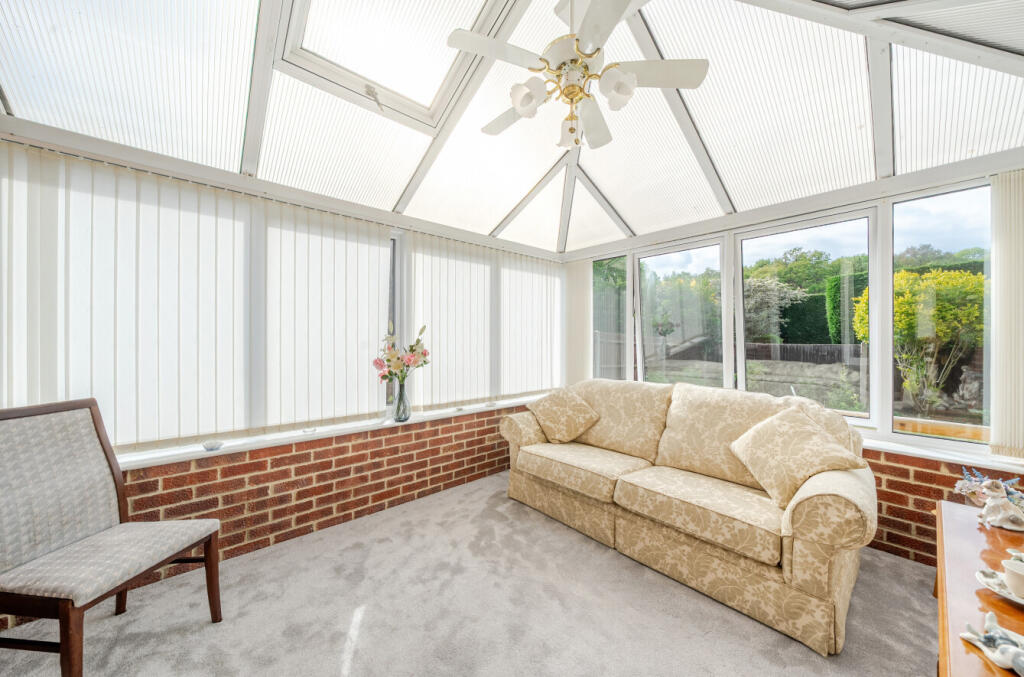 40-681bc93541ee0-...