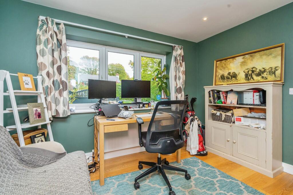 Office / Bed' Five