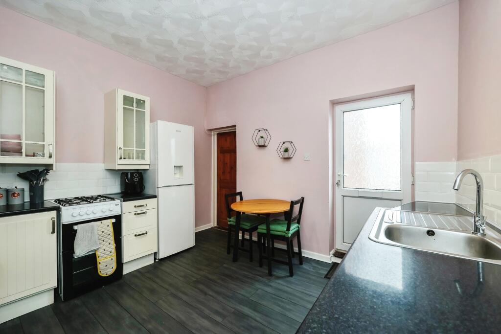 Kitchen/Breakfast