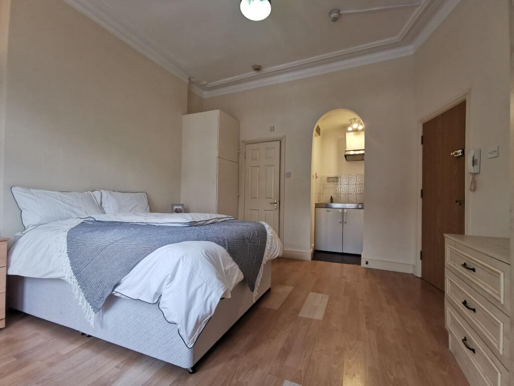 Separate Kitchen and Bathroom