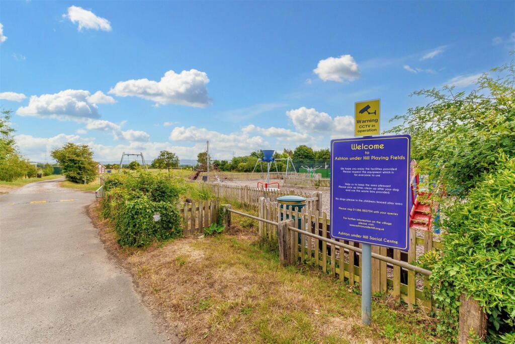 Ashton-Under-Hill Playground &amp; Park
