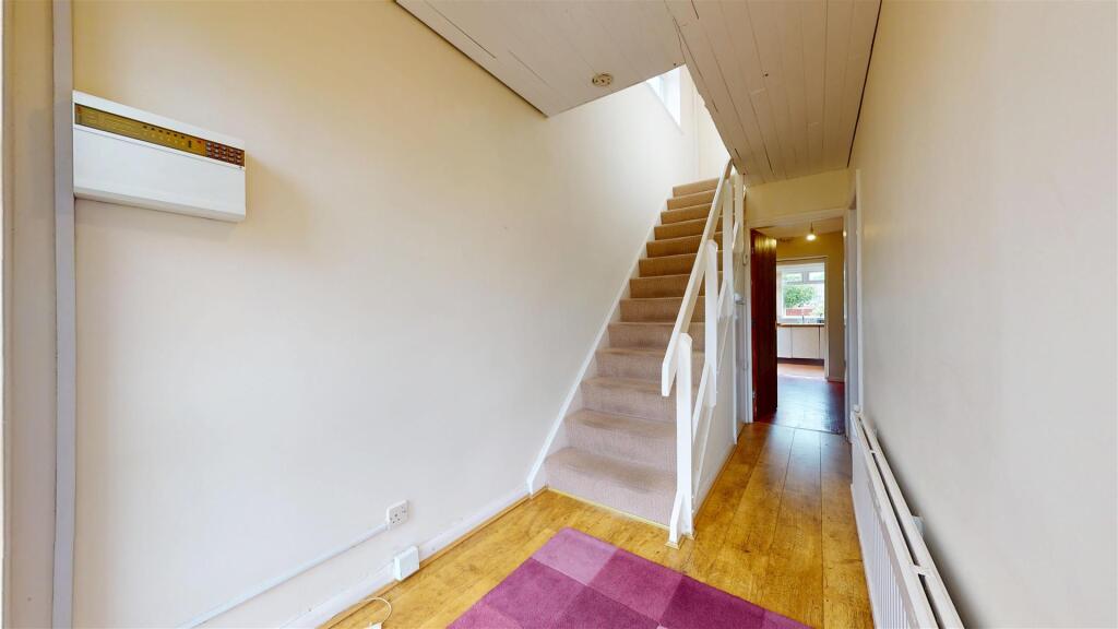 Barwell Avenue Hallway