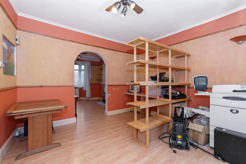 Dining Room 2.jpg