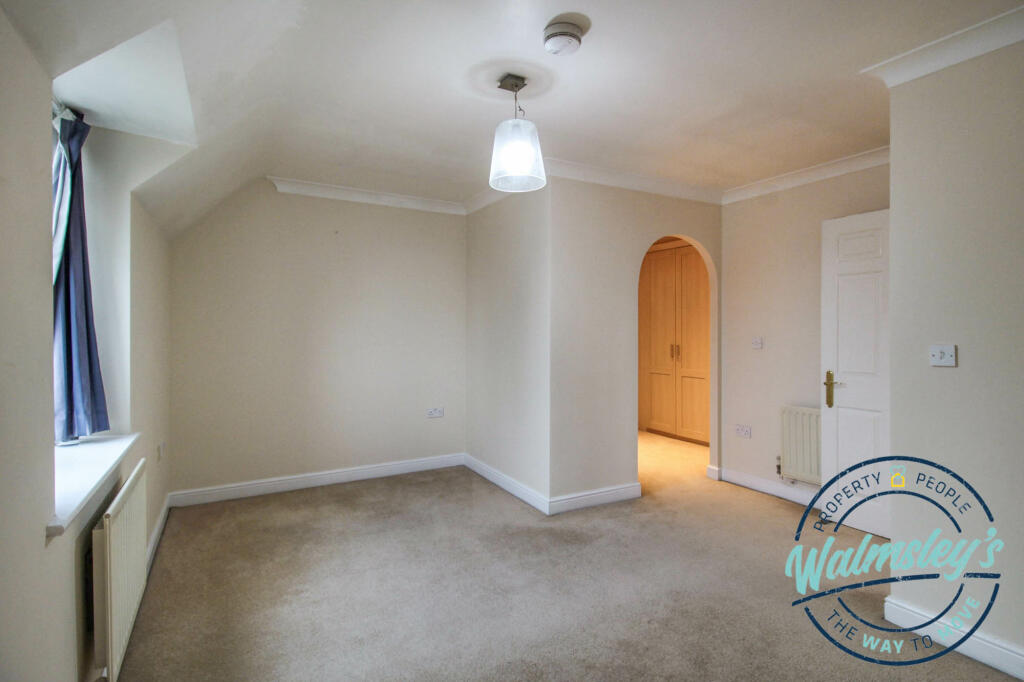 Main bedroom with dressing room with fitted wardro