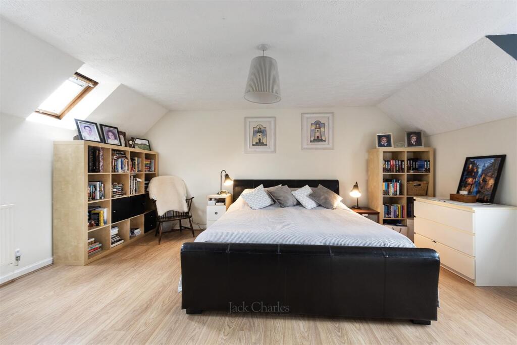 44 The Haydens, TN9 1NS 013.jpg