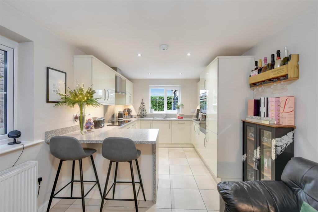 Kitchen Diner