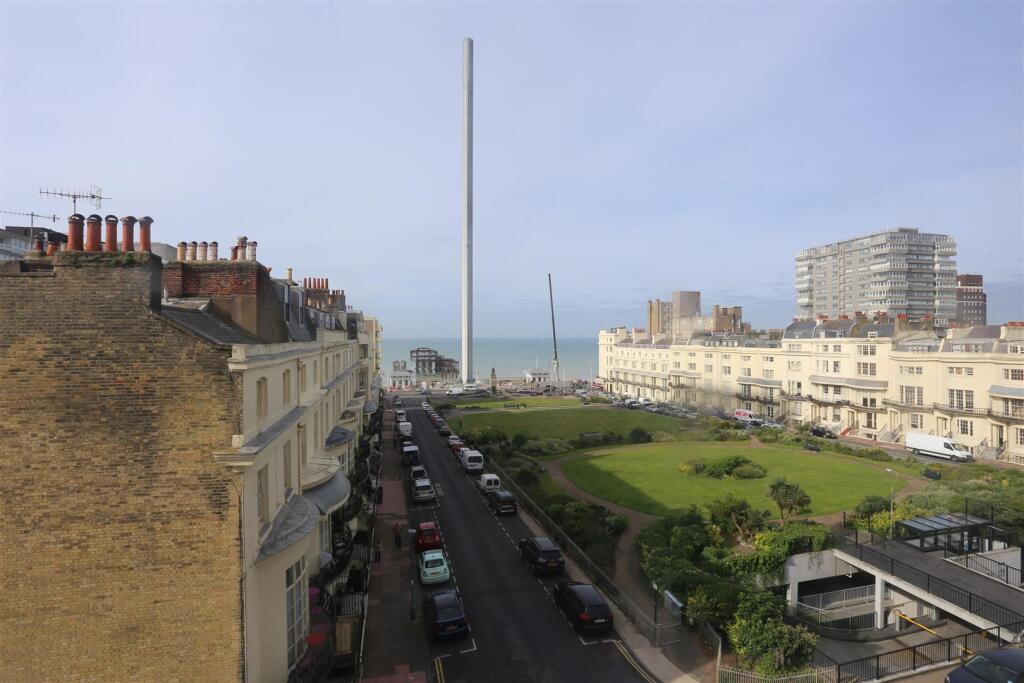 3, 37 Regency Square View.JPG