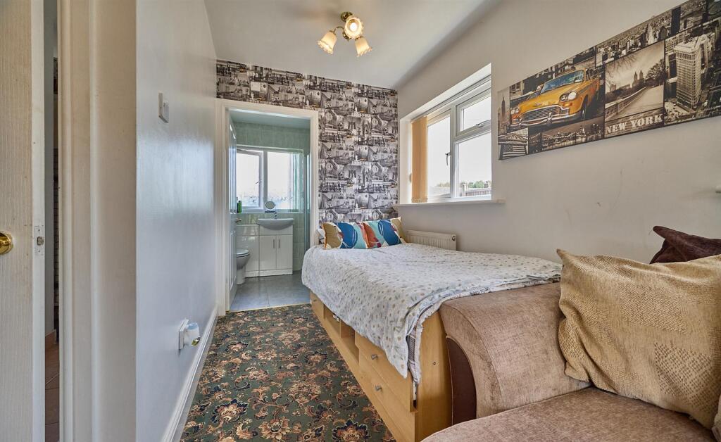Granny Annexe / Bedroom 4