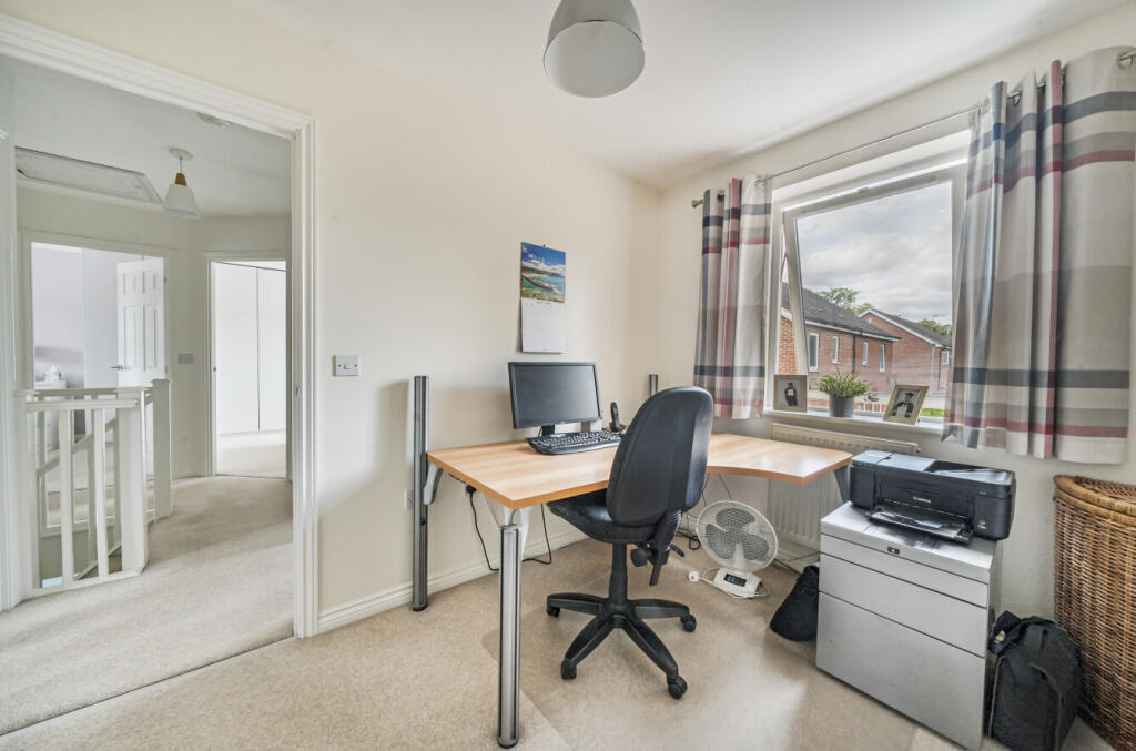 1320099-17-686694...