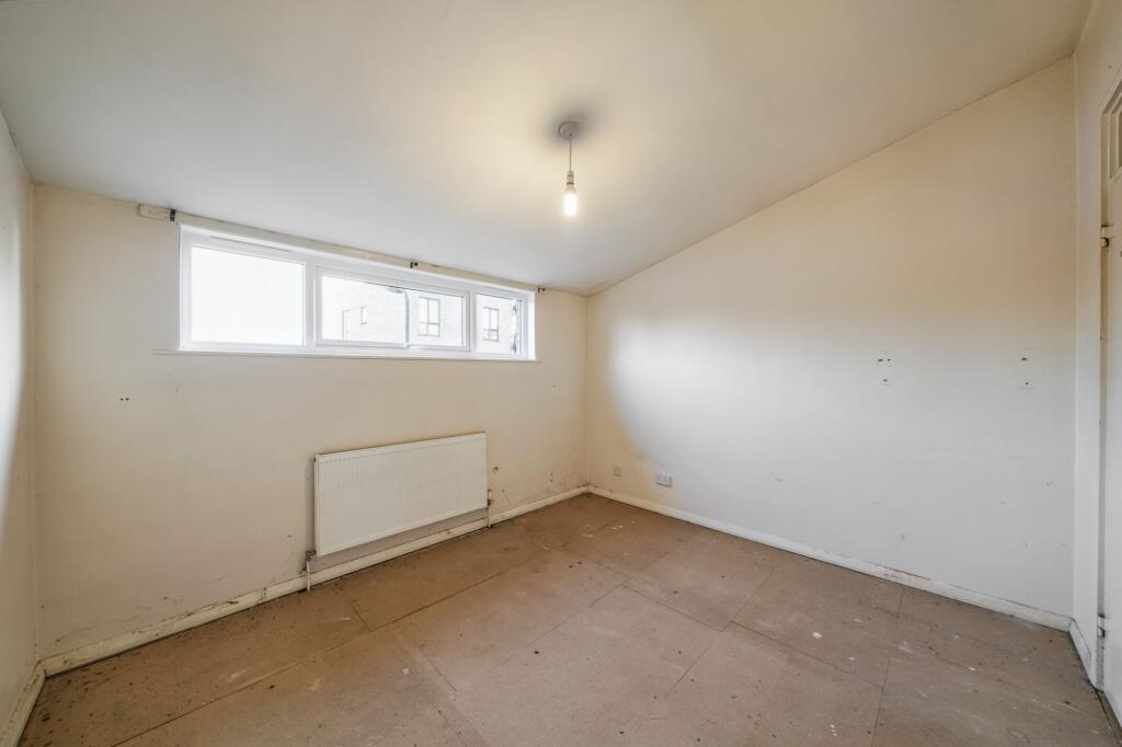4 Bradbury Close, Southall, Middlesex, UB2 4JZ