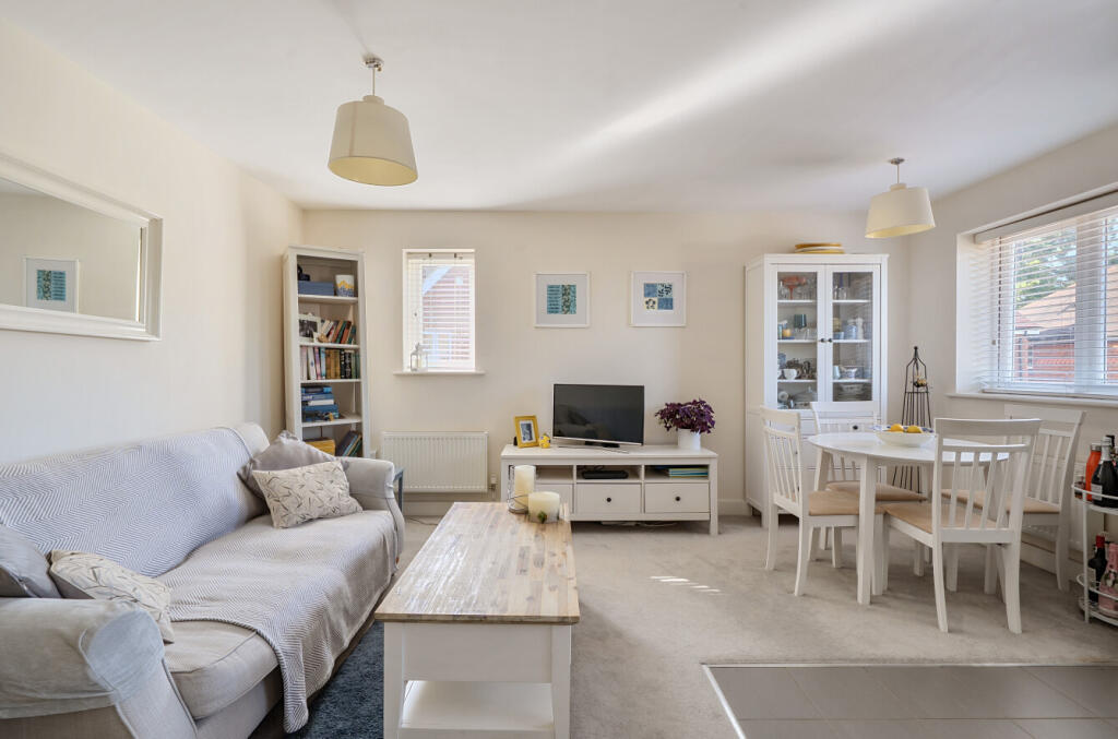 1320311-13-686cd7...