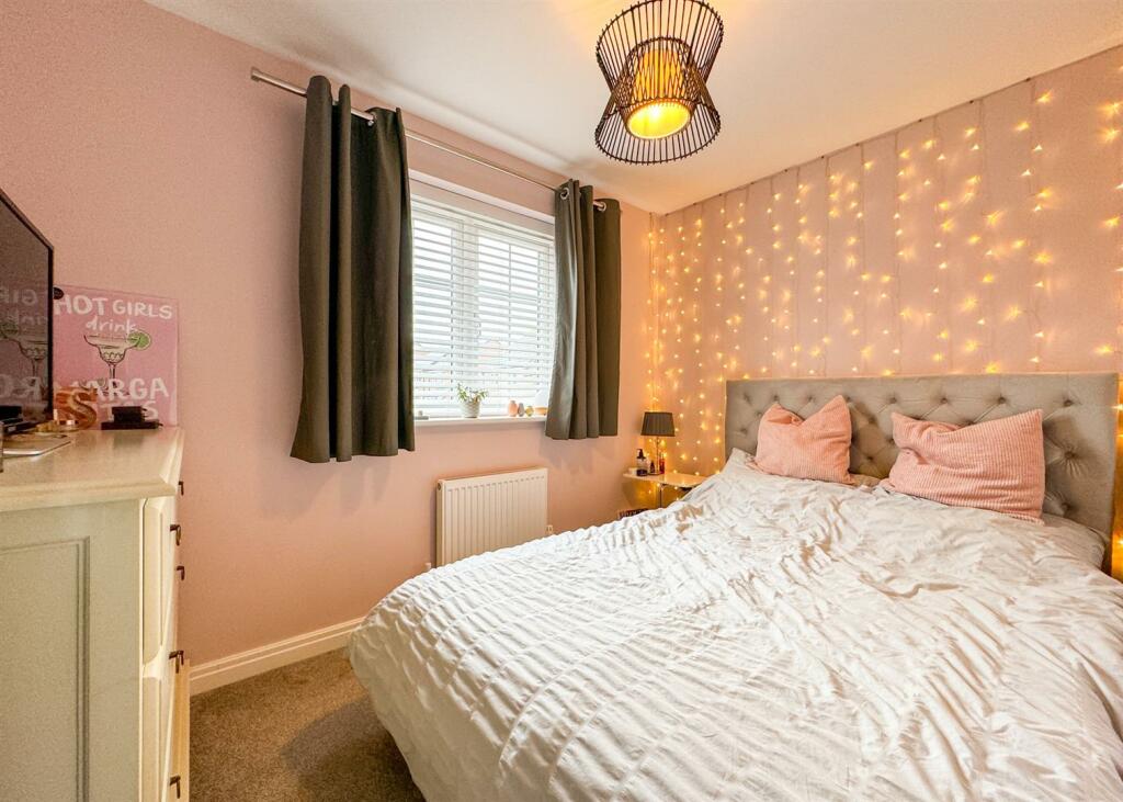 BEDROOM TWO