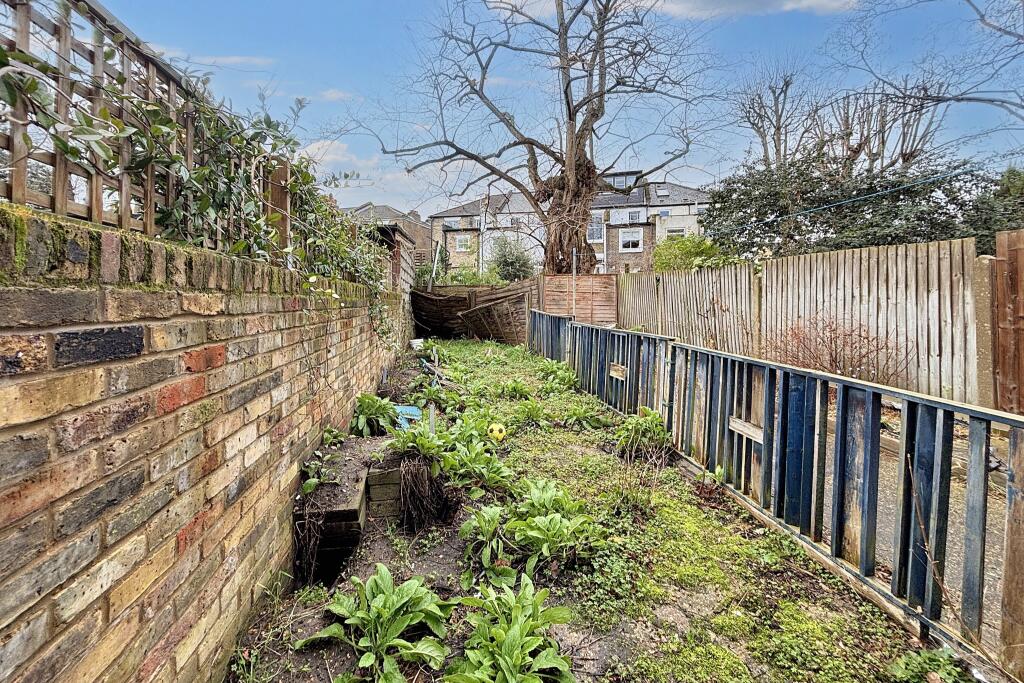 66A &amp; 66B Lauriston Road, Hackney, London E9 7EY