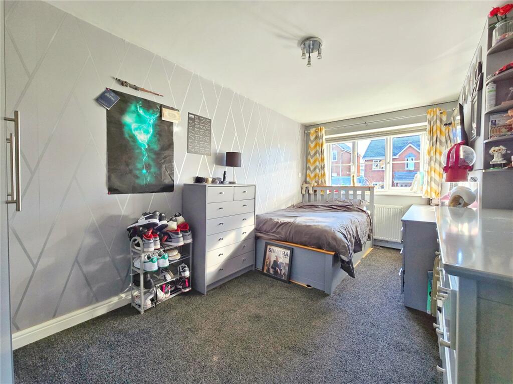 Play Room/ Bedroom 5